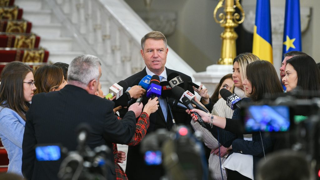 Amendamentele PSD la pactul politic discurs eurofob prostii despre summit intrebări referendum 26 mai Legea bugetului de stat sesizarea lui Iohannis privind Legea referendumului noii miniștri ai Dezvoltării și Transporturilor PSD recurge la noi demersuri populiste, care riscă să vulnerabilizeze România în actualul context geopolitic marcat de incertitudine iohannis recursul compensatoriu plângere prealabilă măsuri fiscale Ziua Internațională a Anticorupției klaus iohannis corupția este o boală