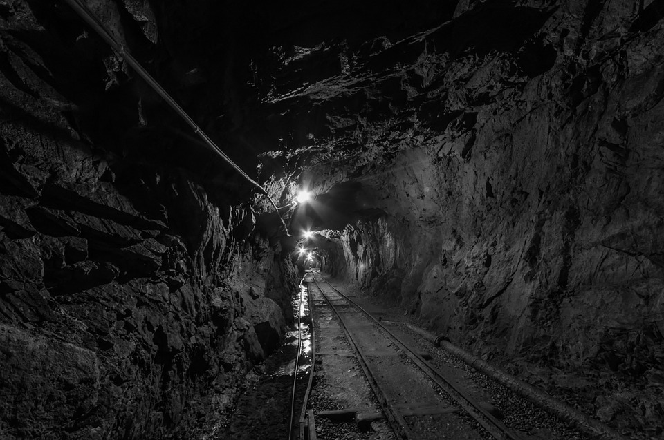 eliminarea totală a cărbunelui normele metodologice de aplicare a OUG referitoare la fondul de garantare a creanţelor salariale, care permite plata salariilor pe următoarele Procurorii din Petroşani mineri morti mina
