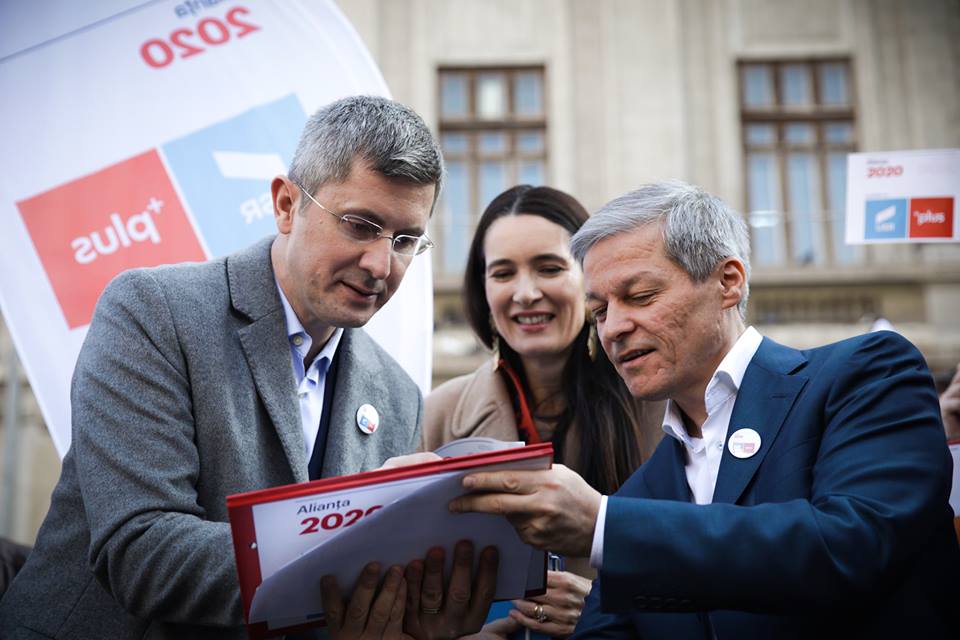 stimulente financiare cioloș guvernare Statul nu mai funcționează Alianţa USR-PLUS cuplu politic acord de principiu dan barna prezidențiale Dan Barna, candidat la prezidențiale, Dacian Cioloș, premier Barna se vede deja președinte barna cioloș maia sandu USR-PLUS să dea premierul, președintele și primarul Capitalei în 2020, a declarat preşedintele USR, Dan Barna, la Alegerea primarilor două tururi referendum pe Justiţie Alianța USR PLUS 2020 Fără impozit pe salariul minim USR PLUS dacian ciolos dan barna