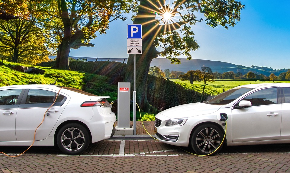 mașini ecologice You drive like a Romanian, you may park like a Romanian http://affairsinromania.com/adminiadministrarea parcărilor publice Primarii ar trebui să cumpere mașini electrice
