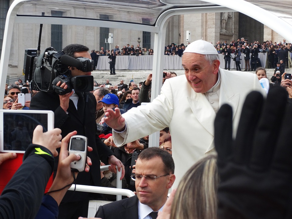 suflete pentru suflet papa francisc la iași