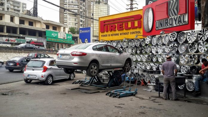 service-urile auto „umflă” prețurile